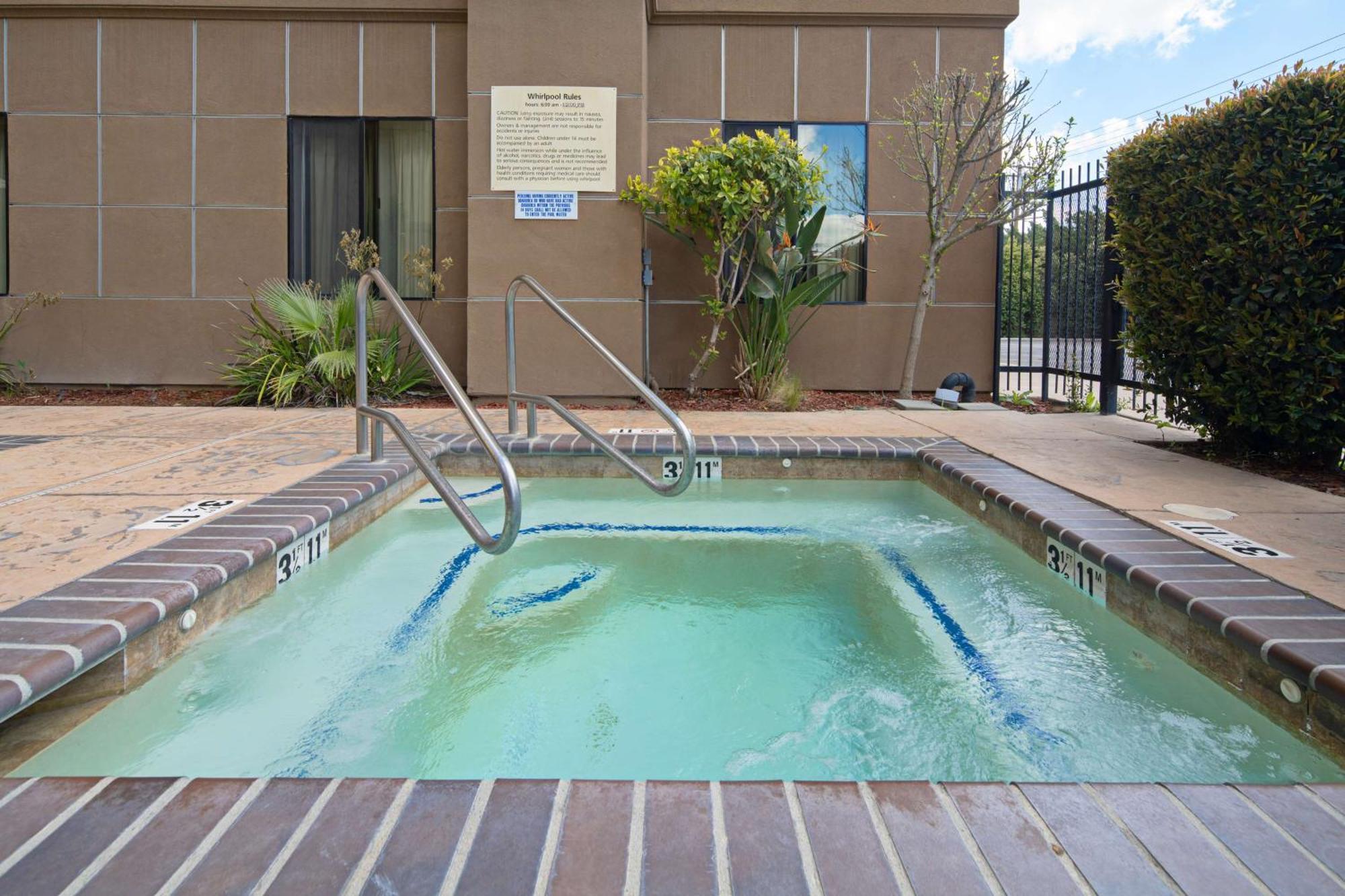 Hampton Inn Visalia Eksteriør bilde